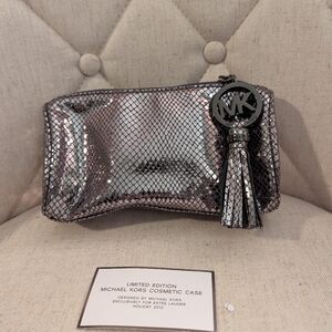Michael Kors Metallic Cosmetic Case 2012 Limited Edition Collab W Estee Lauder